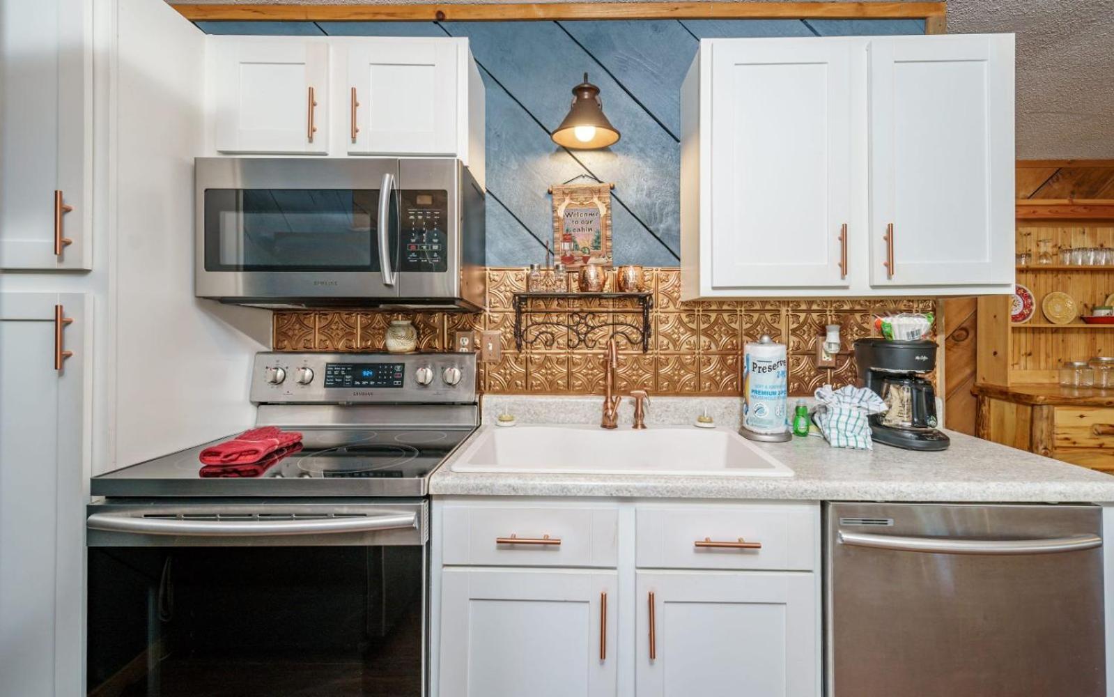 Wooded Bliss Hot Tub Single Level Cabin With No Steps Rocking Chairs And Wooded Views พิเจนฟอร์จ ภายนอก รูปภาพ